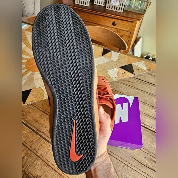 Nike SB Ishod Wair Skate Shoes - Picture 8 of 13